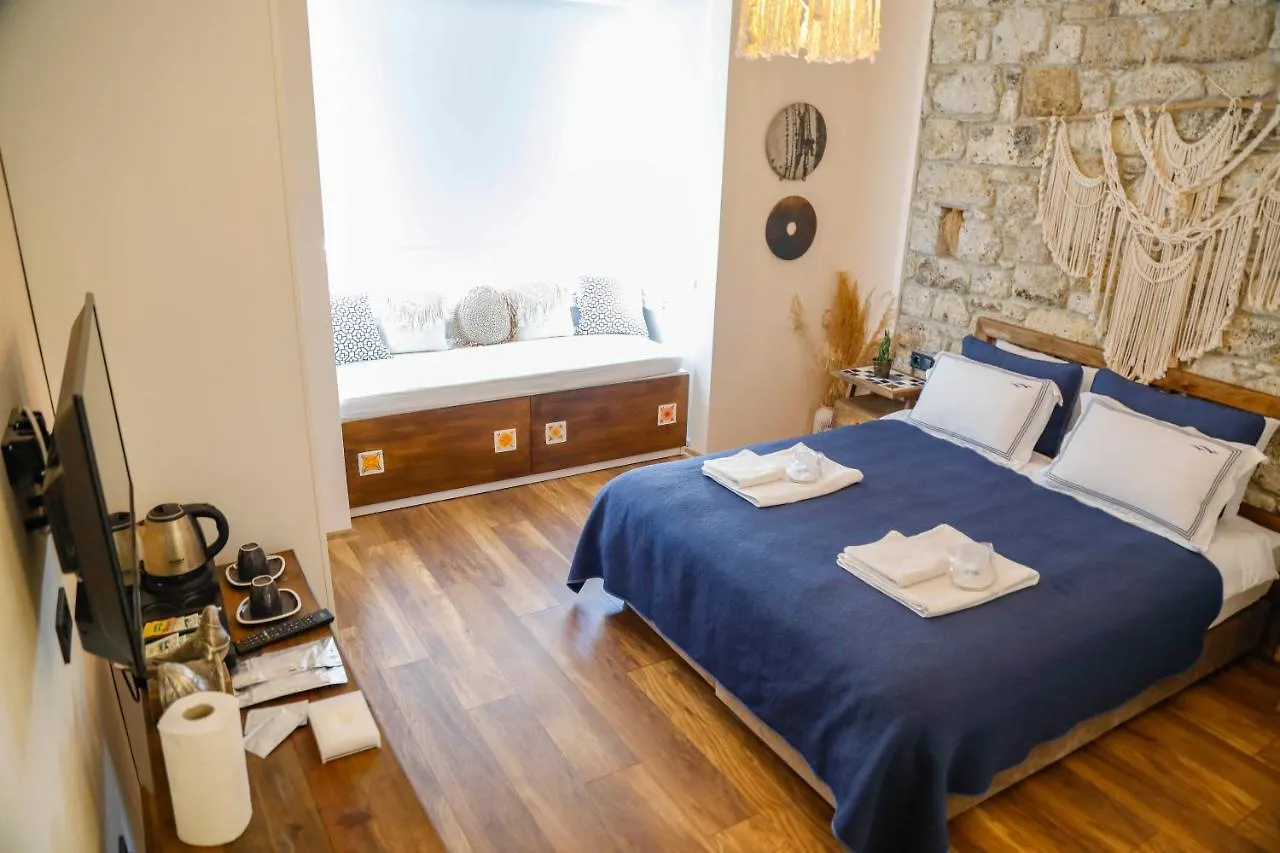 Hotel Adacan Butik Otel Esmirna